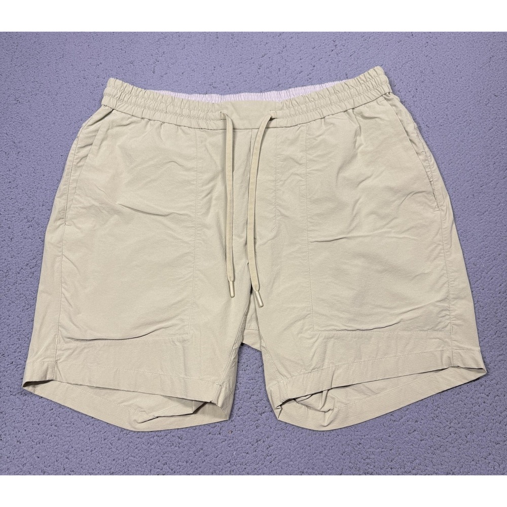 Lululemon Bowline Shorts Mens XL Green Lightweight 8 Inseam Athletic Gym